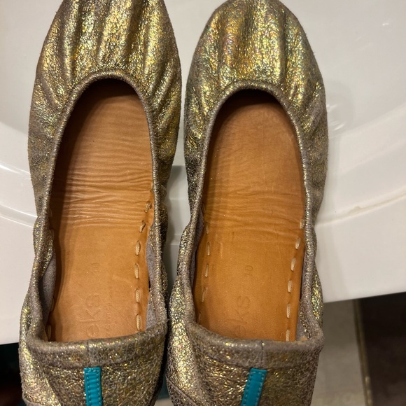 Starstruck Tieks- Shimmering Gold Women's Flats - Picture 8 of 8